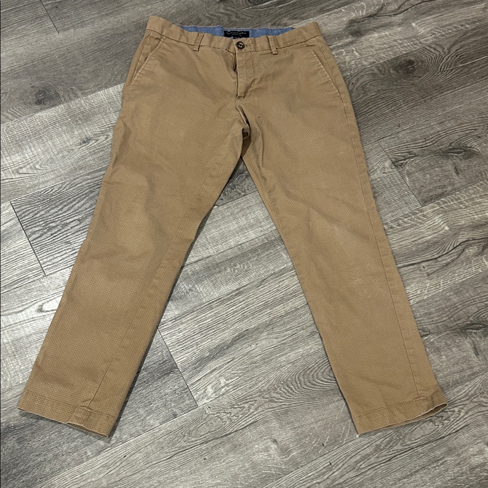 Banana Republic Men's Khaki Chinos
